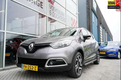 Annonce RENAULT CAPTUR Essence 2016 d'occasion 