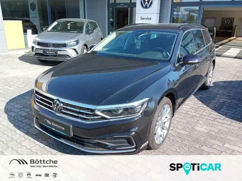 Used VOLKSWAGEN PASSAT Hybrid 2022 Ad 