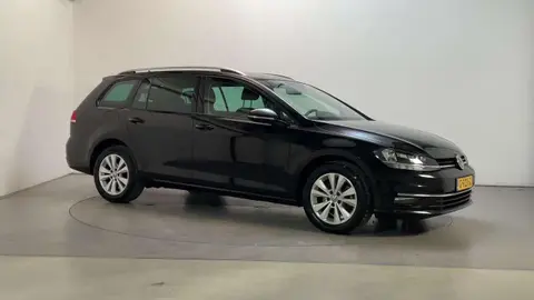 Used VOLKSWAGEN GOLF Petrol 2019 Ad 