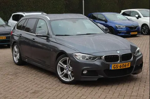 Used BMW SERIE 3 Petrol 2015 Ad 