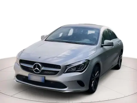 Used MERCEDES-BENZ CLASSE CLA Petrol 2017 Ad 