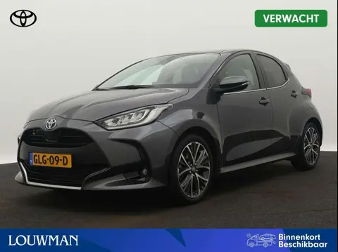 Used TOYOTA YARIS Hybrid 2022 Ad 