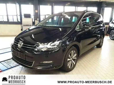 Used VOLKSWAGEN SHARAN Petrol 2022 Ad 