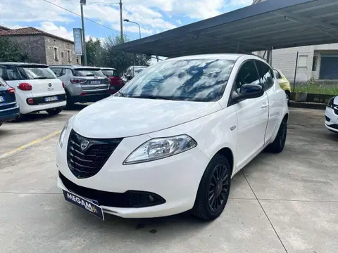 Annonce LANCIA YPSILON Essence 2015 d'occasion 