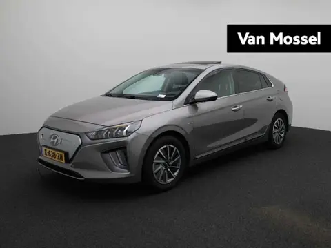 Used HYUNDAI IONIQ Electric 2021 Ad 