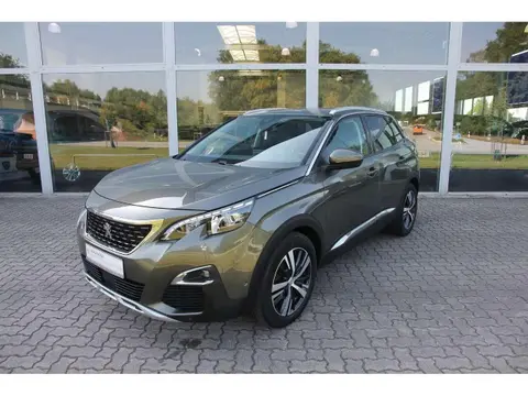 Used PEUGEOT 3008 Petrol 2019 Ad 