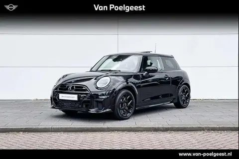 Used MINI COOPER Petrol 2024 Ad 