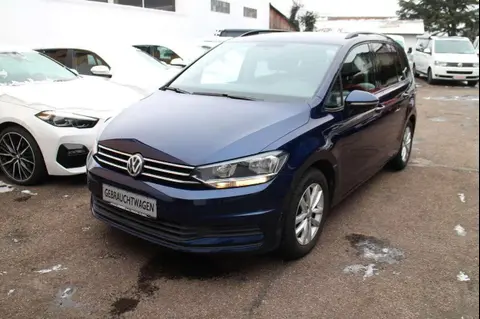 Used VOLKSWAGEN TOURAN Petrol 2015 Ad 