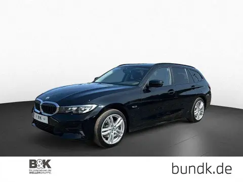 Used BMW SERIE 3 Hybrid 2022 Ad 