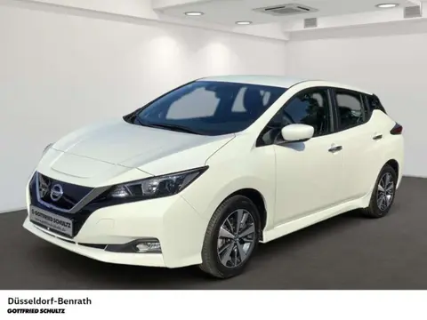 Used NISSAN LEAF Electric 2022 Ad 