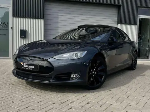 Used TESLA MODEL S Electric 2015 Ad 