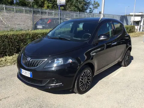 Used LANCIA YPSILON Hybrid 2024 Ad 