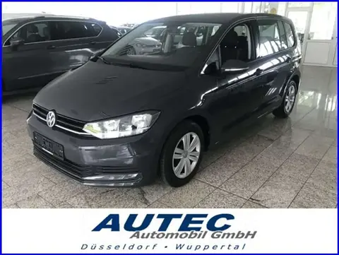 Used VOLKSWAGEN TOURAN Diesel 2017 Ad 