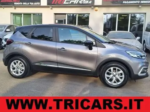 Used RENAULT CAPTUR Petrol 2019 Ad 