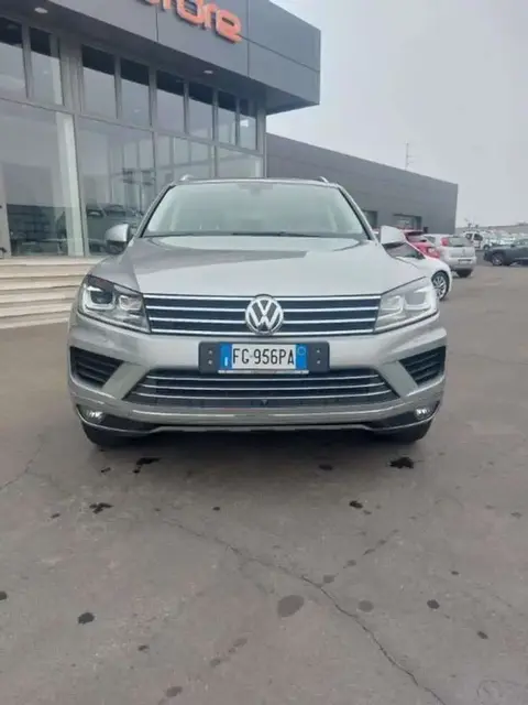 Used VOLKSWAGEN TOUAREG Diesel 2017 Ad 