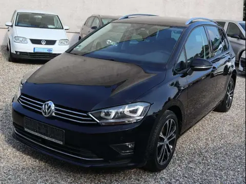 Used VOLKSWAGEN GOLF Petrol 2016 Ad 