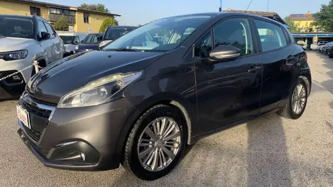 Used PEUGEOT 208 Petrol 2018 Ad 