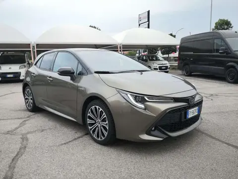 Used TOYOTA COROLLA Hybrid 2019 Ad 