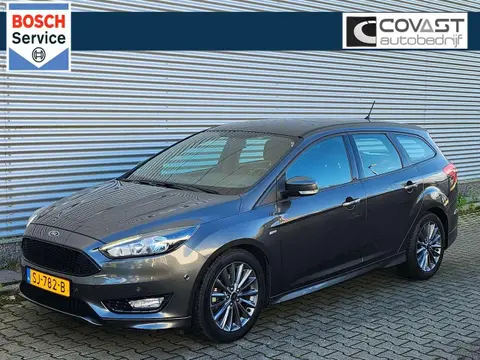 Annonce FORD FOCUS Essence 2018 d'occasion 