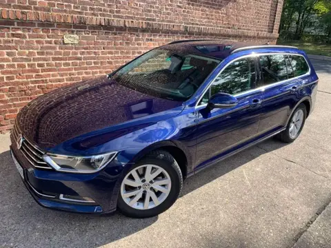 Used VOLKSWAGEN PASSAT Petrol 2018 Ad 