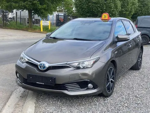 Used TOYOTA AURIS Hybrid 2017 Ad Belgium