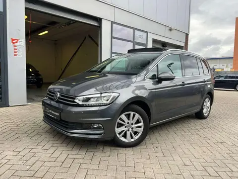 Used VOLKSWAGEN TOURAN Petrol 2019 Ad 