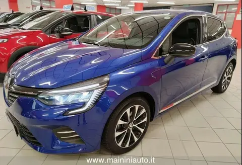 Annonce RENAULT CLIO Essence 2023 d'occasion 