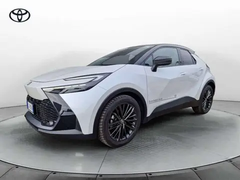 Used TOYOTA C-HR Hybrid 2024 Ad 