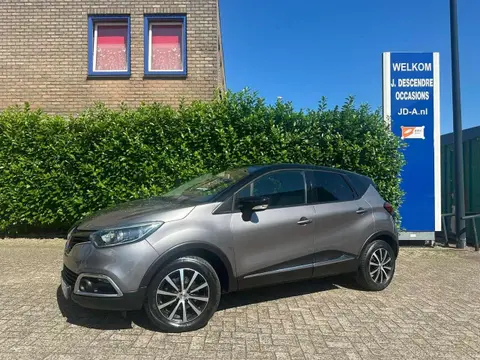 Used RENAULT CAPTUR Petrol 2015 Ad 