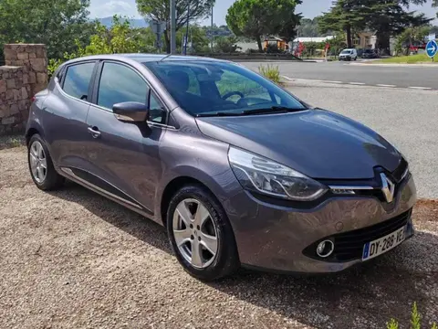 Annonce RENAULT CLIO Essence 2016 d'occasion 