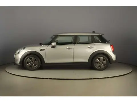 Used MINI COOPER Petrol 2023 Ad Belgium