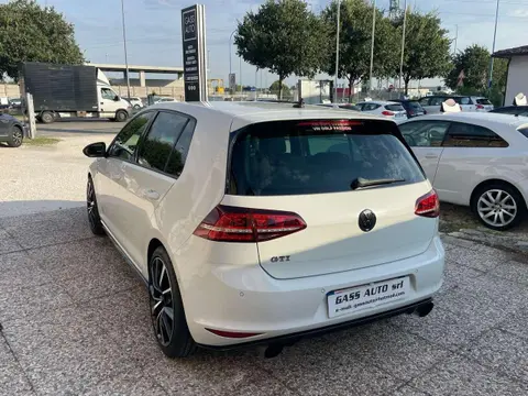 Used VOLKSWAGEN GOLF Petrol 2015 Ad 