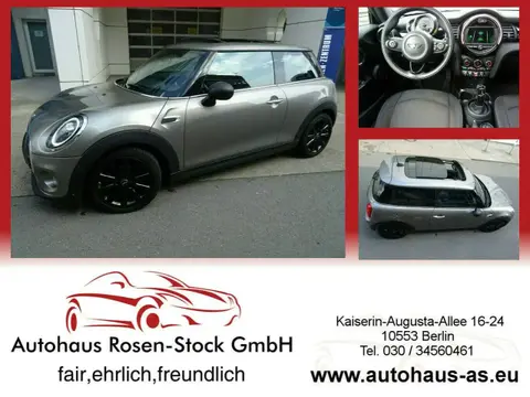 Used MINI ONE Petrol 2018 Ad Germany