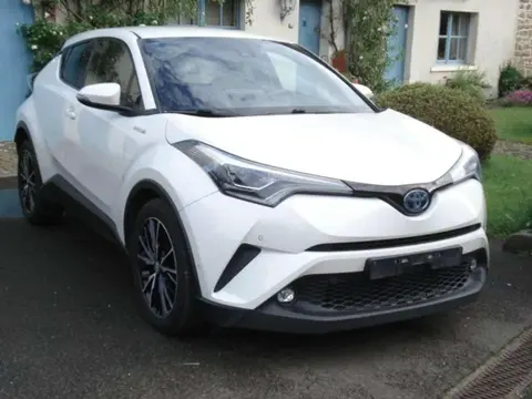 Used TOYOTA C-HR Petrol 2018 Ad 