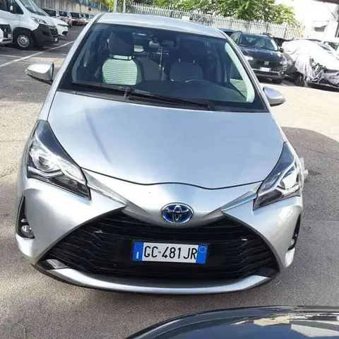 Used TOYOTA YARIS Hybrid 2020 Ad 