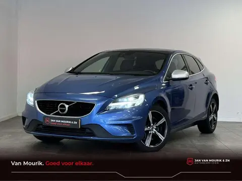 Annonce VOLVO V40 Essence 2019 d'occasion 