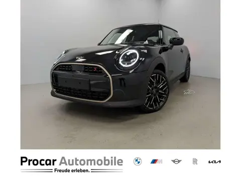 Used MINI COOPER Petrol 2024 Ad 