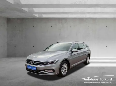 Used VOLKSWAGEN PASSAT Petrol 2020 Ad 