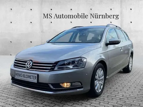 Used VOLKSWAGEN PASSAT Petrol 2014 Ad 