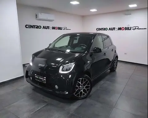 Used SMART FORFOUR Electric 2021 Ad 