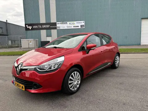 Used RENAULT CLIO Petrol 2016 Ad 