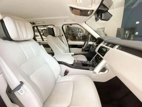 Used LAND ROVER RANGE ROVER  2019 Ad 