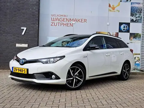 Used TOYOTA AURIS Hybrid 2017 Ad 