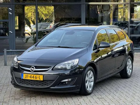 Used OPEL ASTRA Petrol 2016 Ad 