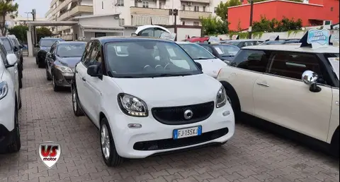 Annonce SMART FORFOUR Essence 2017 d'occasion 