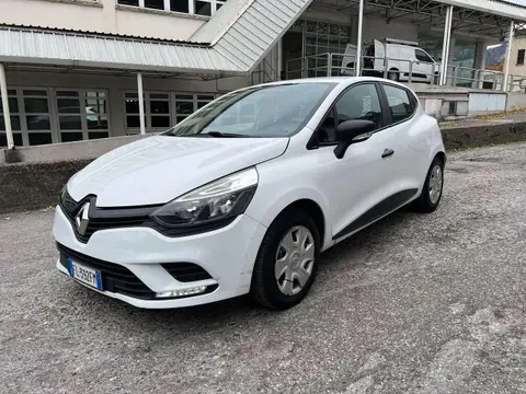 Used RENAULT CLIO Diesel 2017 Ad 