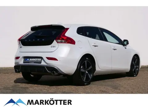 Used VOLVO V40 Diesel 2017 Ad 