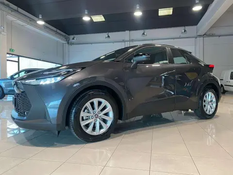 Used TOYOTA C-HR Hybrid 2024 Ad 