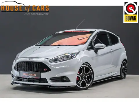 Annonce FORD FIESTA Essence 2016 d'occasion 