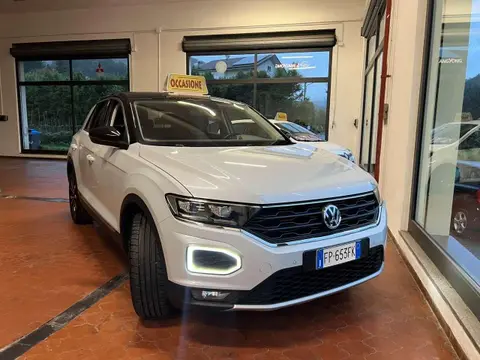 Annonce VOLKSWAGEN T-ROC Essence 2018 d'occasion 